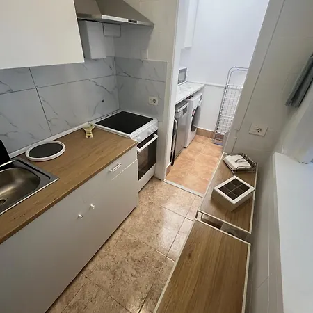 Bright 2-bedroom With Pool Access In Tatil Evi *